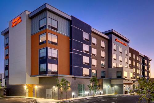 Hampton Inn & Suites By Hilton Rancho Cucamonga - Hotel