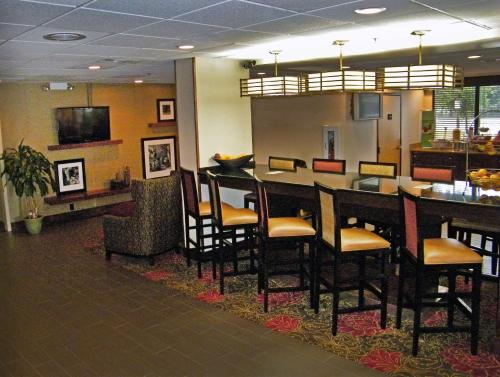 Hampton Inn Norfolk/Chesapeake - Greenbrier Area