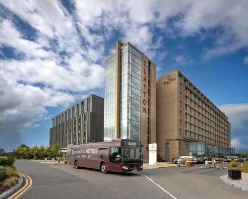 Clayton Hotel Dublin Airport