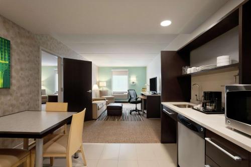 Home2 Suites By Hilton Philadelphia Convention Center