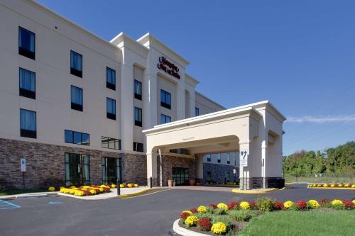 Hampton Inn & Suites Philadelphia/Bensalem - image 13