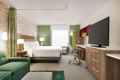 King Studio Suite - Hearing Access/Non-Smoking image 3