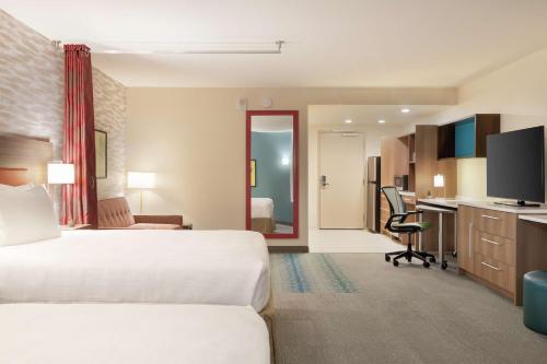 1 queen bed