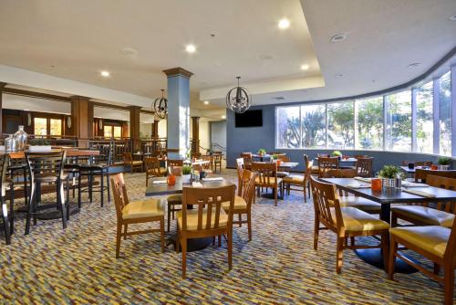 DoubleTree by Hilton Phoenix North