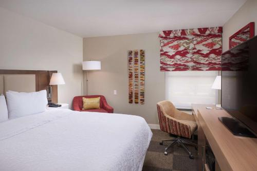 King Room image 2