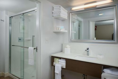 King Studio Suite - Non Smoking image 3