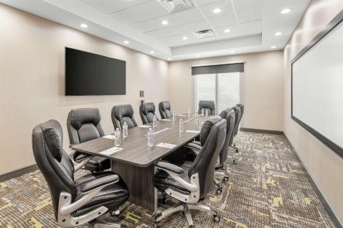 Hampton Inn by Hilton Odessa Trinity - 회의실/연회장