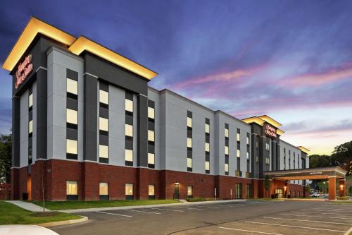 Hampton Inn & Suites Cranberry Township/Mars