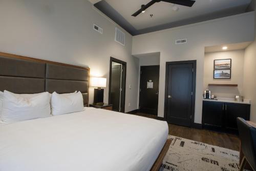 1 king bed
