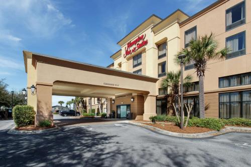 Hampton Inn & Suites Navarre - main image