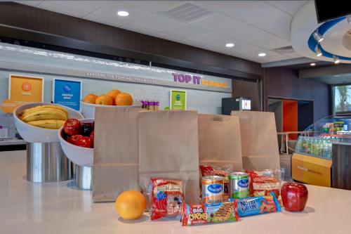 Tru By Hilton Fort Walton Beach Fl - image 11