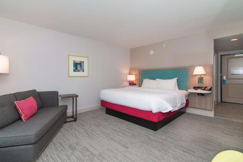 Hampton Inn Norwich - image 6