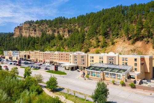 DoubleTree by Hilton Deadwood at Cadillac Jack's - Hotel - Deadwood