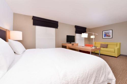 Hampton Inn By Hilton & Suites Plymouth