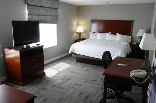 Hampton Inn By Hilton & Suites Redding