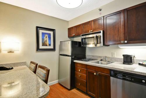 Homewood Suites Durham-Chapel Hill I-40