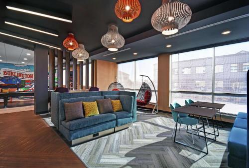 ล็อบบี้, Tru by Hilton Burlington in เบอร์ลิงตัน (NC)