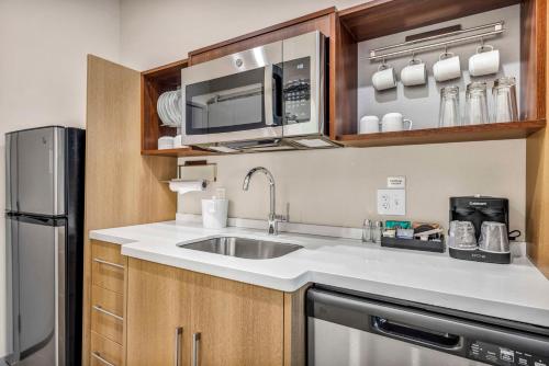 2 bedrooms, 2 beds