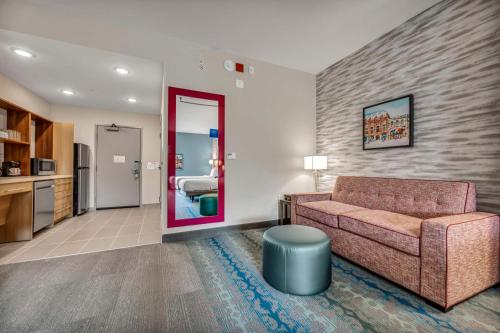 Home2 Suites By Hilton Raleigh State Arena