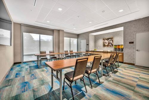 Home2 Suites By Hilton Raleigh State Arena