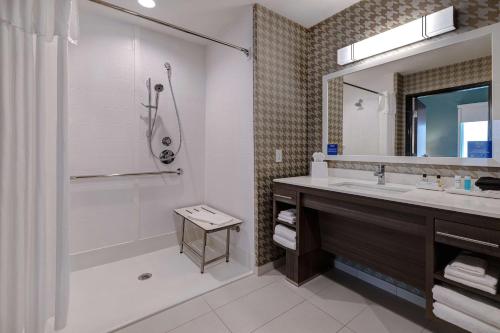 Home2 Suites By Hilton DeKalb - image 11