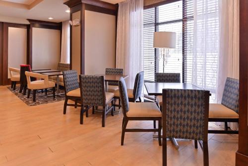 Hampton Inn Rome - image 9