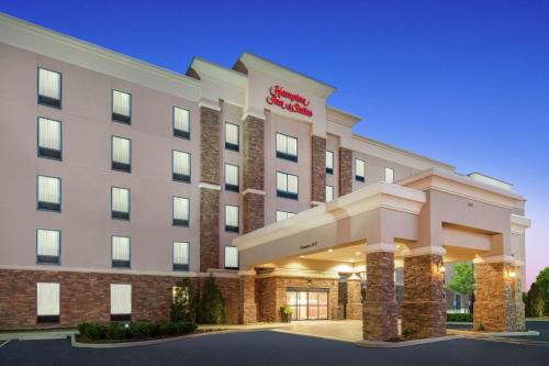 Hampton Inn By Hilton & Suites Roanoke Airport VA