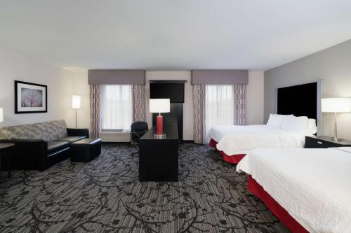 Hampton Inn By Hilton & Suites Roanoke Airport VA