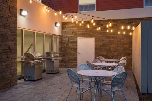 Home2 Suites by Hilton Roanoke in Roanoke, USA