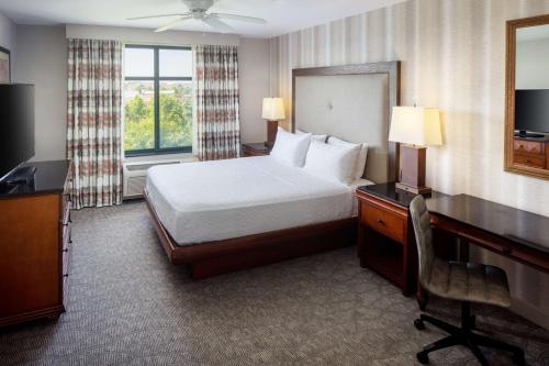 2 bedrooms, 4 beds