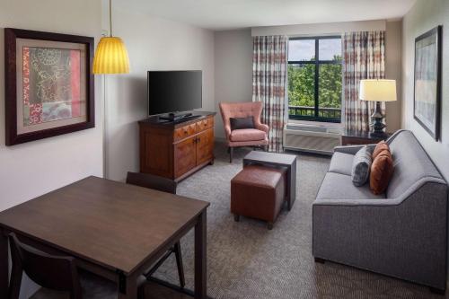 Homewood Suites by Hilton Rockville- Gaithersburg