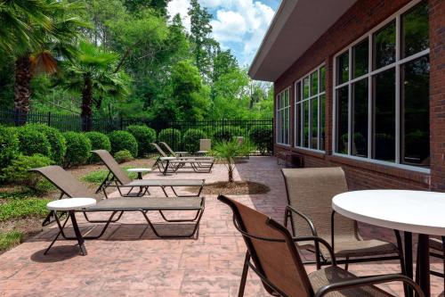 DoubleTree by Hilton Hotel Savannah Airport