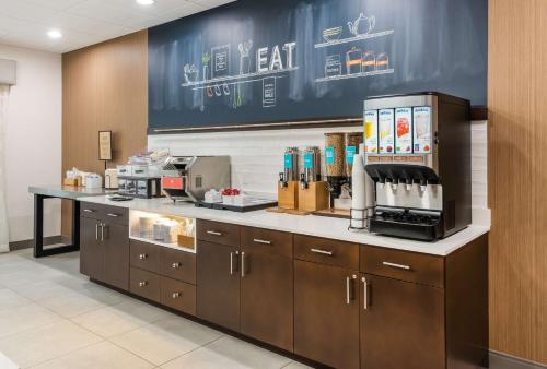Hampton Inn & Suites Benton Harbor MI - image 6
