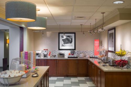 Hampton Inn & Suites State College at Williamsburg Square in State College, USA