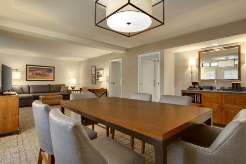 Two-Bedroom Suite room in Embassy Suites by Hilton Scottsdale Resort