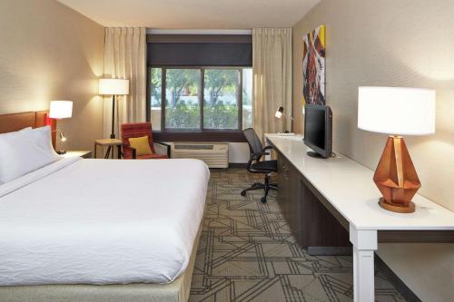 King Room image 2