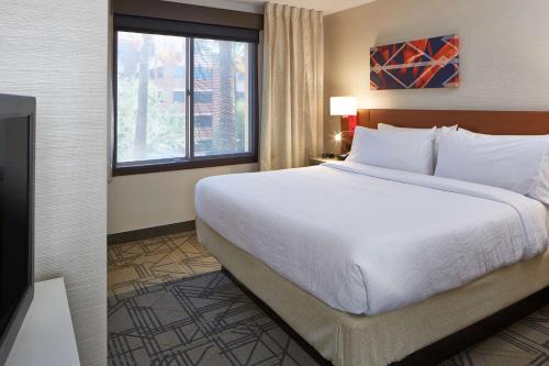 King Room room in Hilton Garden Inn Scottsdale Old Town