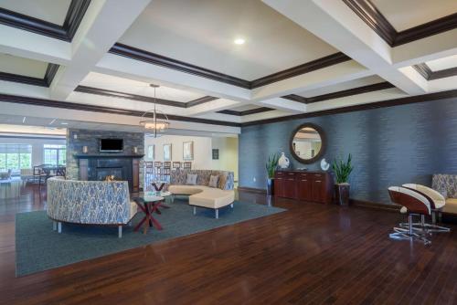 Homewood Suites by Hilton Louisville-East