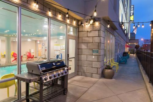 Home2 Suites by Hilton Louisville Downtown NuLu in Louisville, USA