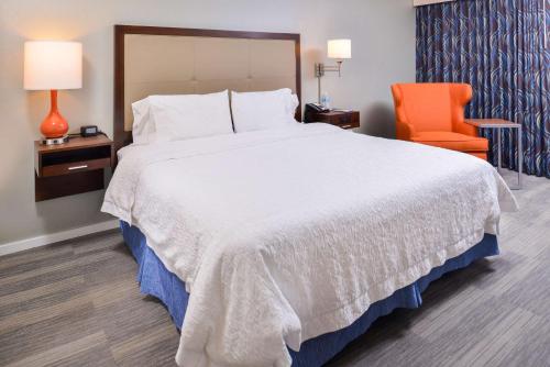Hampton Inn Seattle Airport - image 7