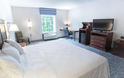 Hampton Inn & Suites Berkshires-Lenox