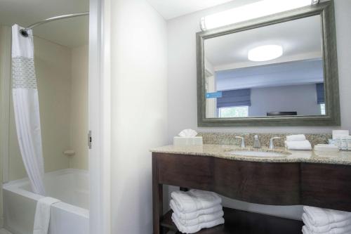 Hampton Inn & Suites Berkshires-Lenox