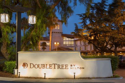 DoubleTree By Hilton Campbell - Pruneyard Plaza