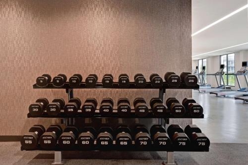 Hilton Garden Inn Anaheim Resort - image 8