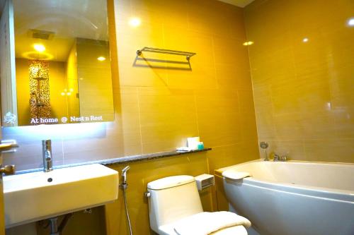 room detail thumbnail 2