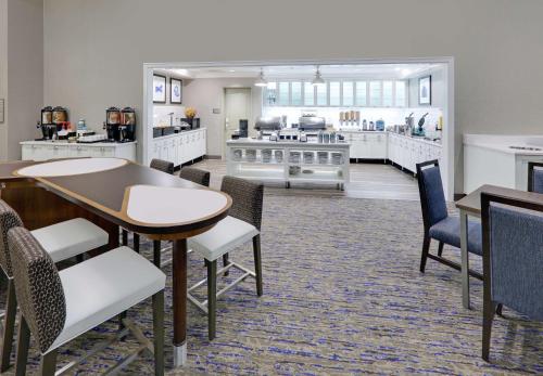 Homewood Suites by Hilton Saint Louis-Chesterfield - image 8