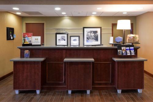 Hampton Inn & Suites St. Louis - Edwardsville