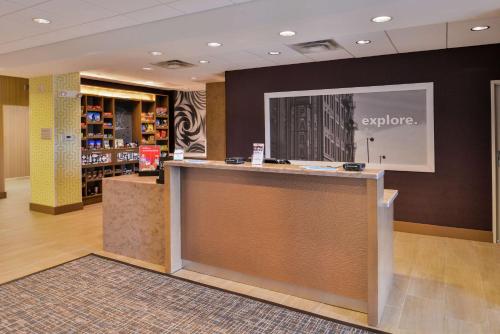 ล็อบบี้, Hampton Inn & Suites St. Paul/Oakdale in โอ๊คเดล (MN)