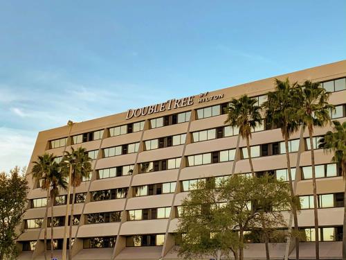 DoubleTree by Hilton Tampa Rocky Point Waterfront in Tampa, USA
