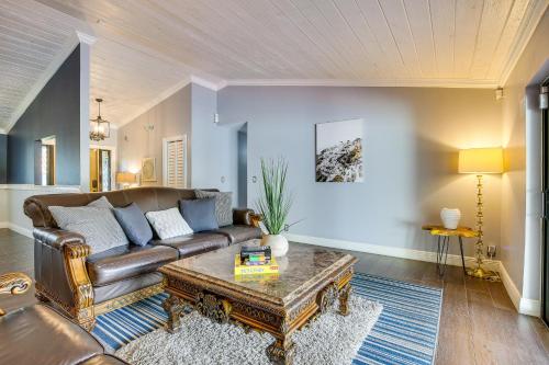 Coral Springs Home with Proximity to Golf and Beaches! in Coral Springs, USA